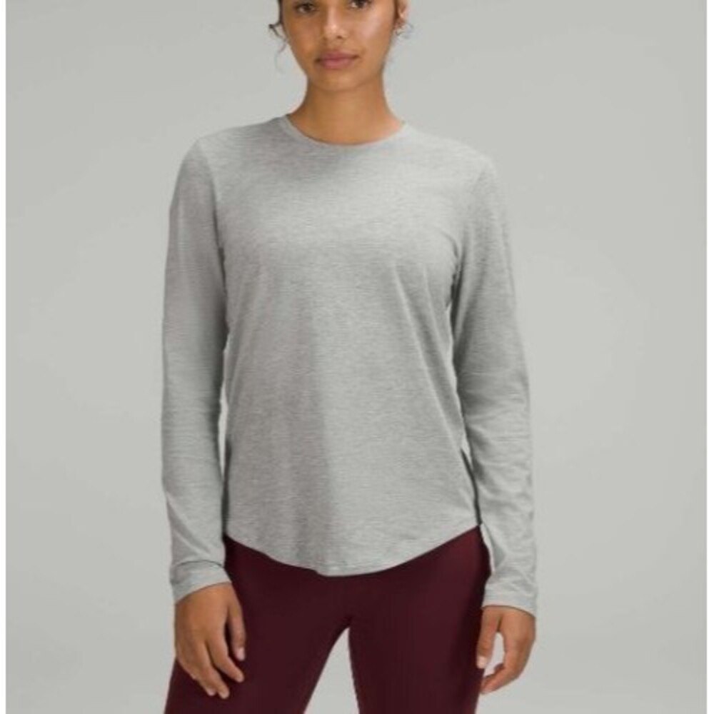 Lululemon Love Crew Long Sleeve Shirt Heathered Light Grey Curved Hem Top 6